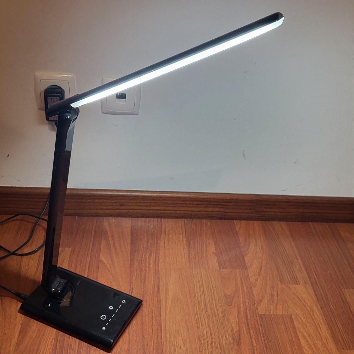 Candeeiro de mesa LED LivarnoLux