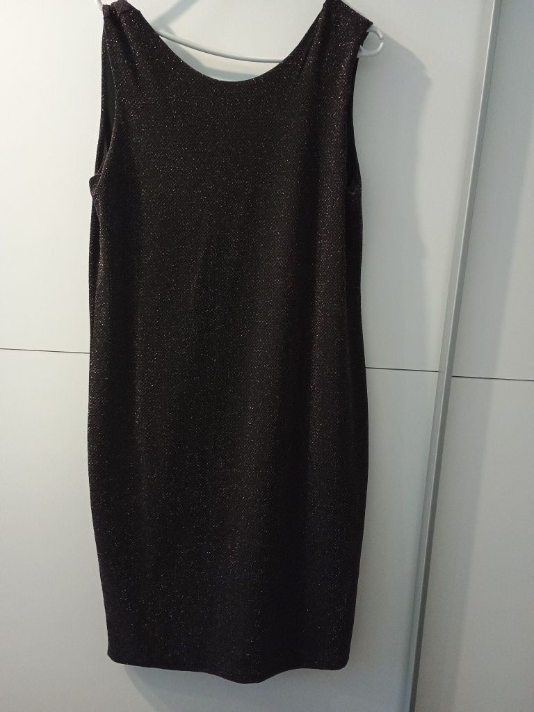 Sukienka Reserved L