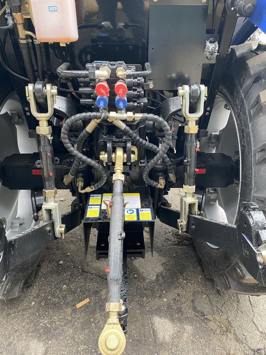 Трактор колісний ДТЗ-504 BKKU