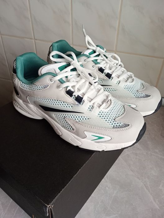 Кросівки D.A.T.E. фірмові Італія