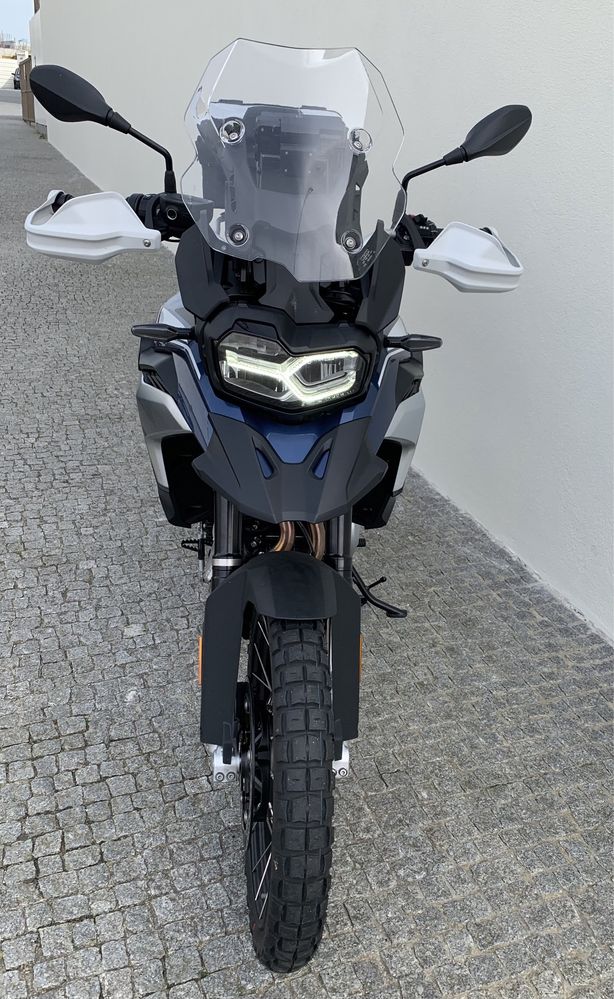 Mota BMW F850 GS Trophy + Escape Akrapovic + Mala + Pneus Rallye