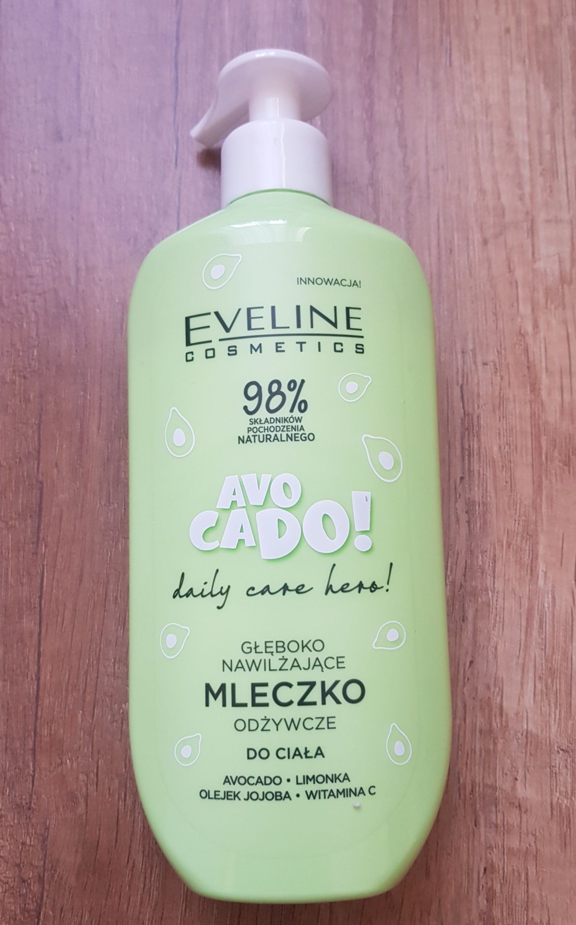 Eveline Avocado mleczko do ciała odżywcze nawilżające olejek jojoba