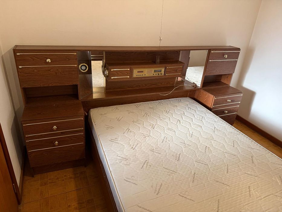 Quarto completo em bom estado
