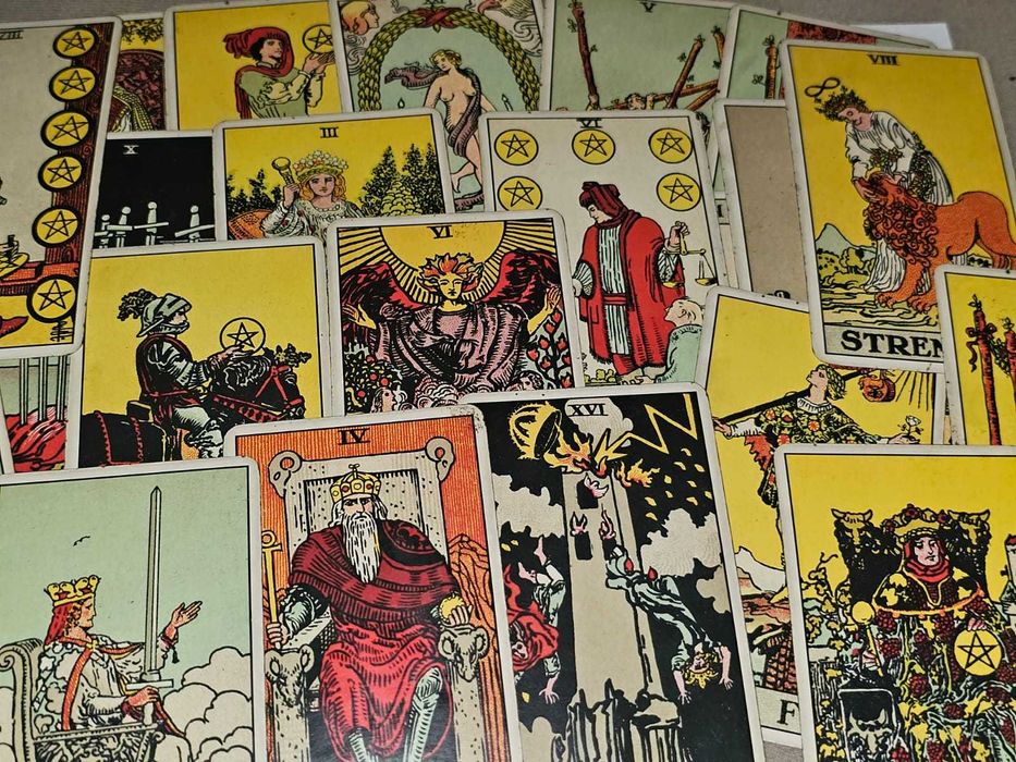 WRÓŻKA - Wróżenie z kart