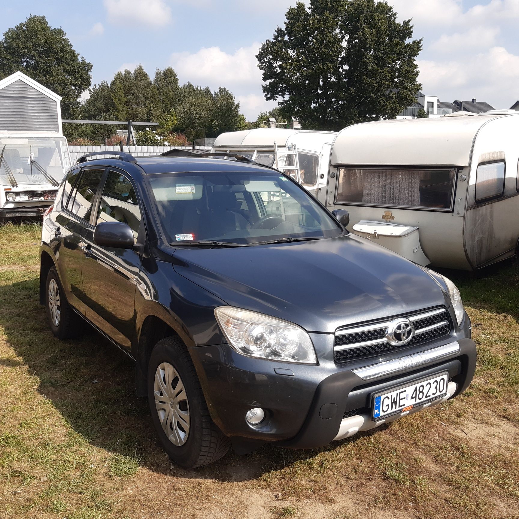 Toyota rav4 2.0 ben. 4x4  POLSKI SALON,  1 wlasciciel od nowości