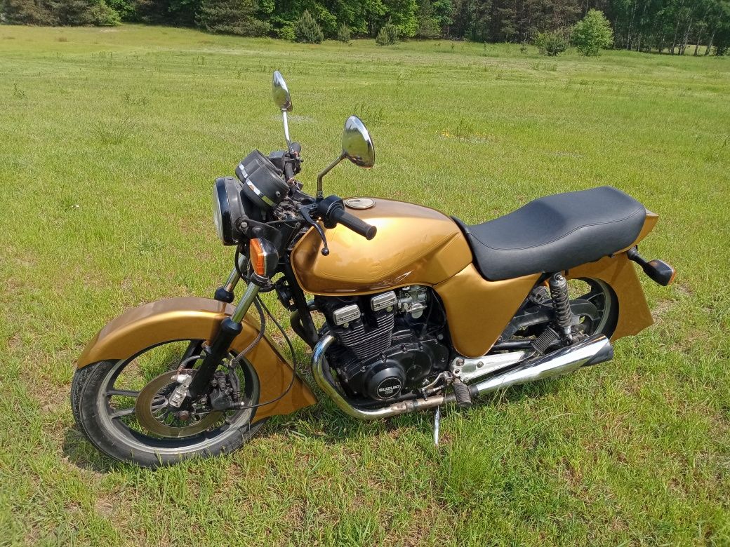 Suzuki gsx 400 custom bagger