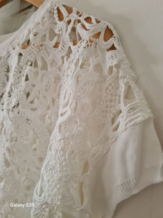 Blusa branca marca Zara pouco uso