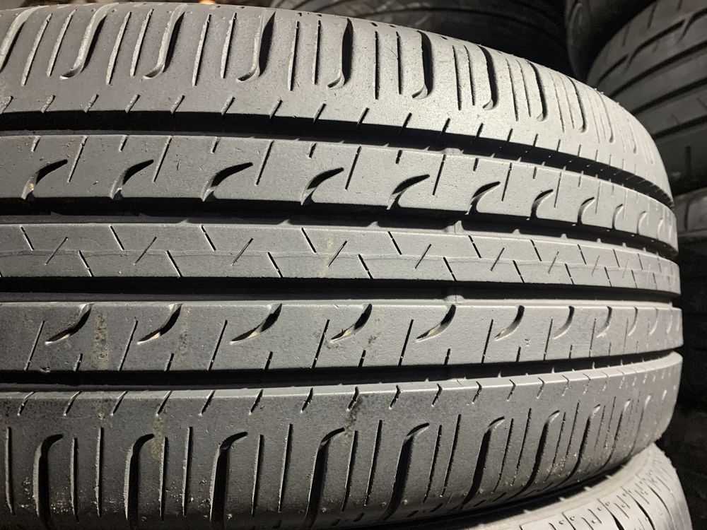 КАК НОВЫЕ б/у Лето  225/55 R19 Goodyear EfficientGrip 4x4