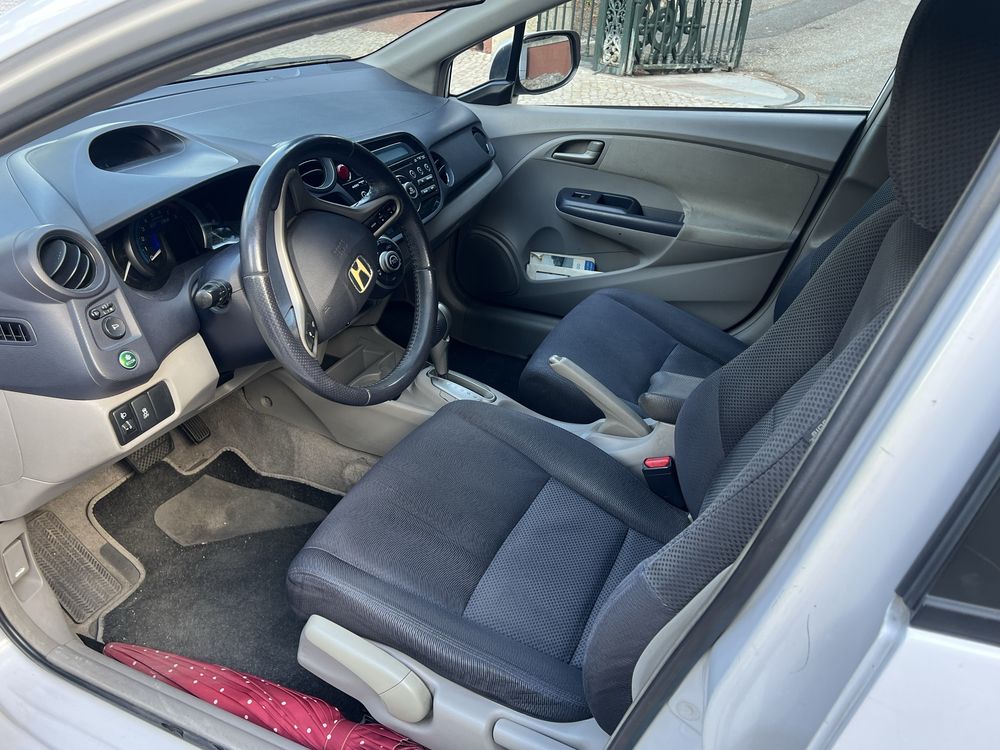 Honda insight hybrid