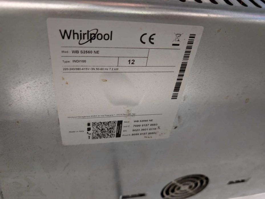 Stół nierdzewny z dwiema płytami indukcyjnymi