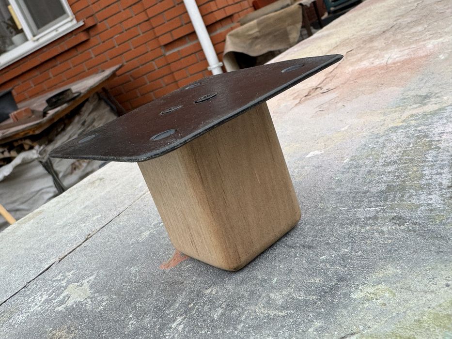 Ніжки для мебелі з натуральної деревини