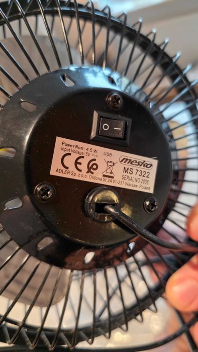 Nowy wiatrak biurkowy USB Mesko MS 7322 - Idealny na Lato!
