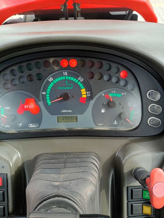 Ciągnik ZETOR PROXIMA 120 Power