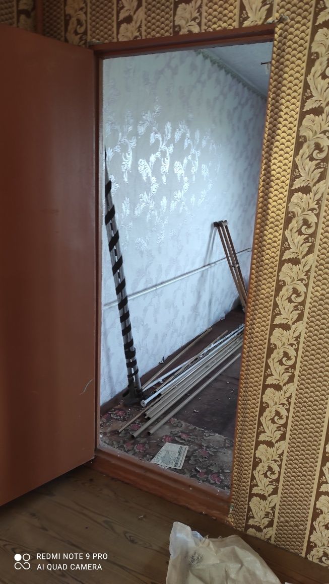 Продам будинок за містом