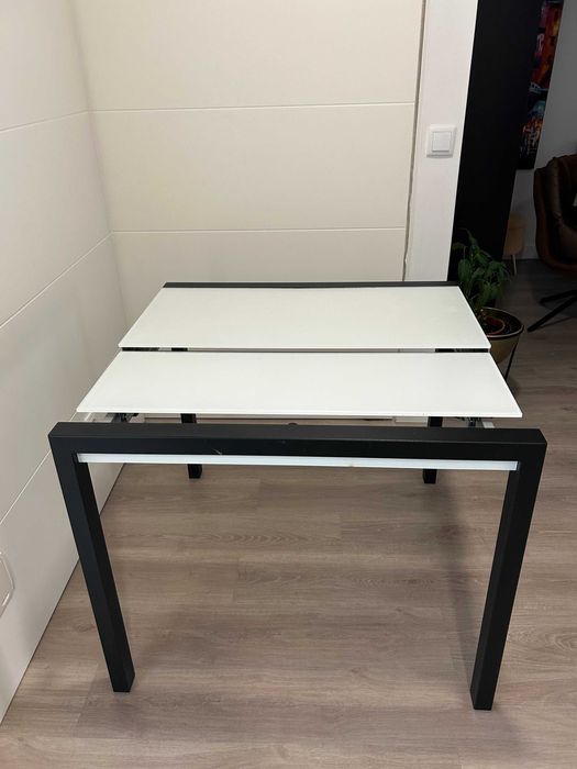 Mesa de cozinha extensível