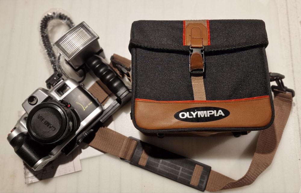 Máquina fotográfica Olympia NOVA