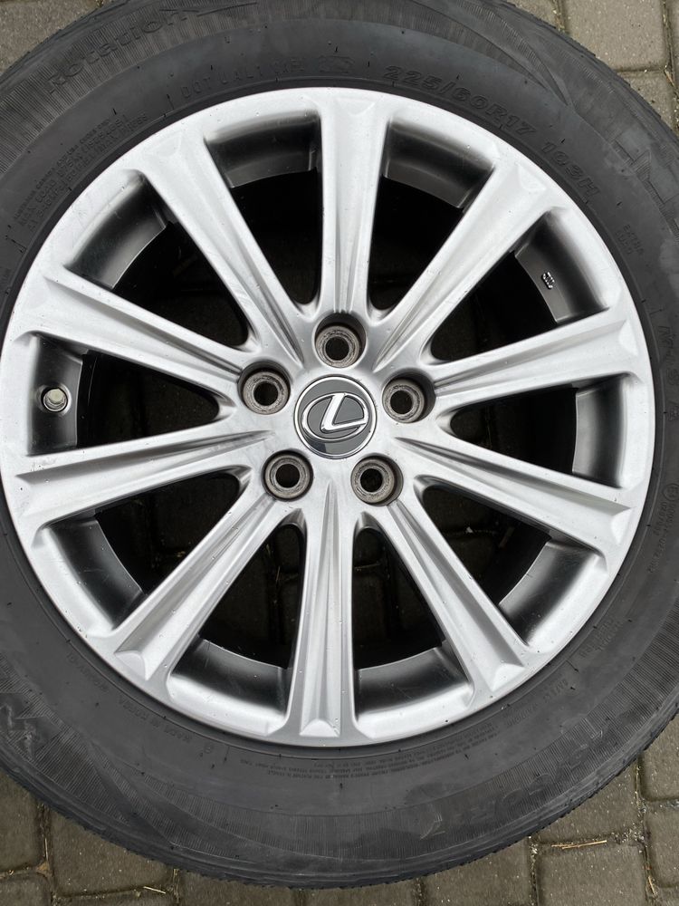 Alufelgi 5x114,3 17" Lexus ES Avensis Camry Verso opony 215/55/17