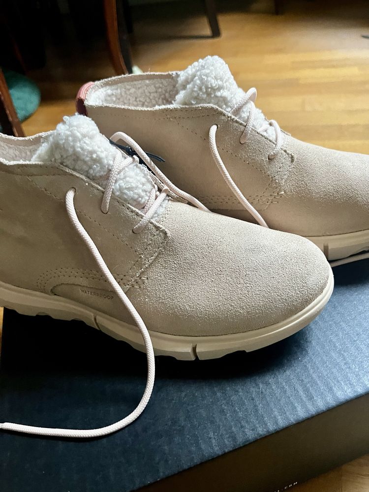Sorel. Ocieplane eleganckie buty. Skóra. Nowe