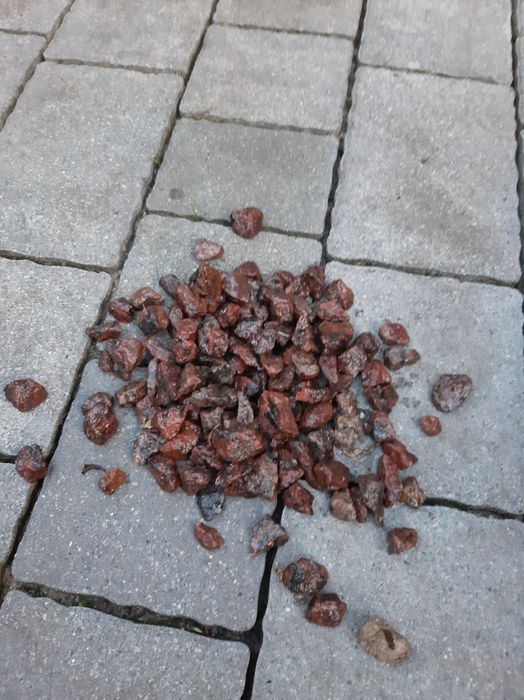 Grys ogrodowy czerwony 70 kg