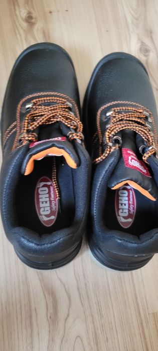 Nowe buty robocze r. 42