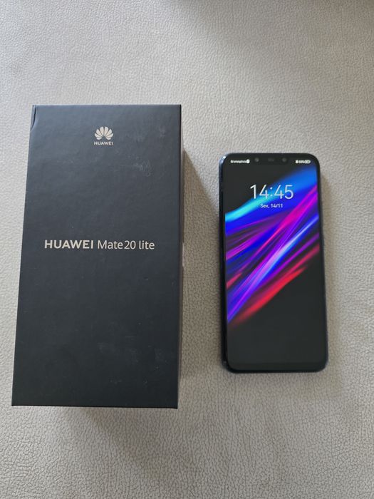 Huawei Mate 20 Lite
Azul
Ecrã e telemóvel sem riscos
Totalmente funcio