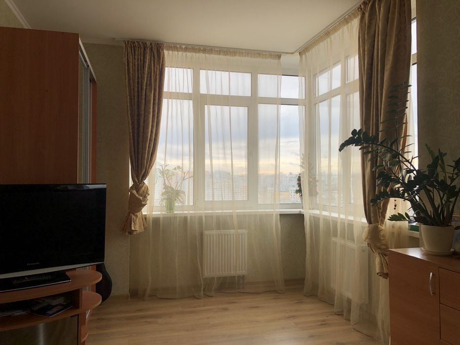 Гмирі здаю однокімнатну квартиру від власника.