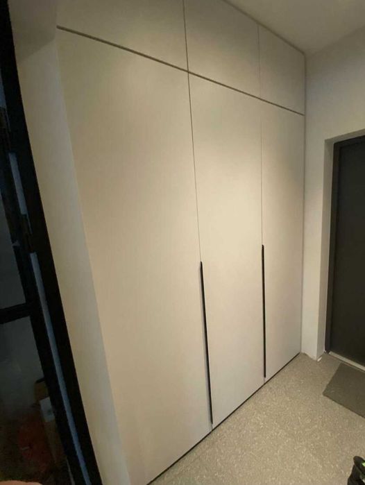 Meble na wymiar/kuchnie/szafy/sypialnie/łazienkowe