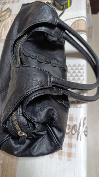 Шкіряна  жіноча сумочка