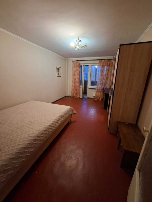 Однокімнатна квартира на Троєщині