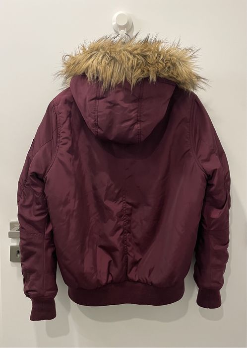 Casaco de cor ameixa com carapuço (Jennyfer, tamanho M)