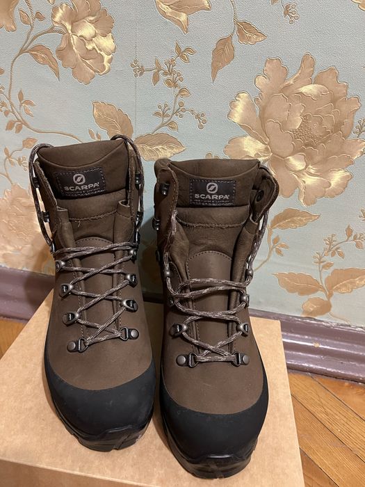 Жіночі трекінгові черевики SCARPA