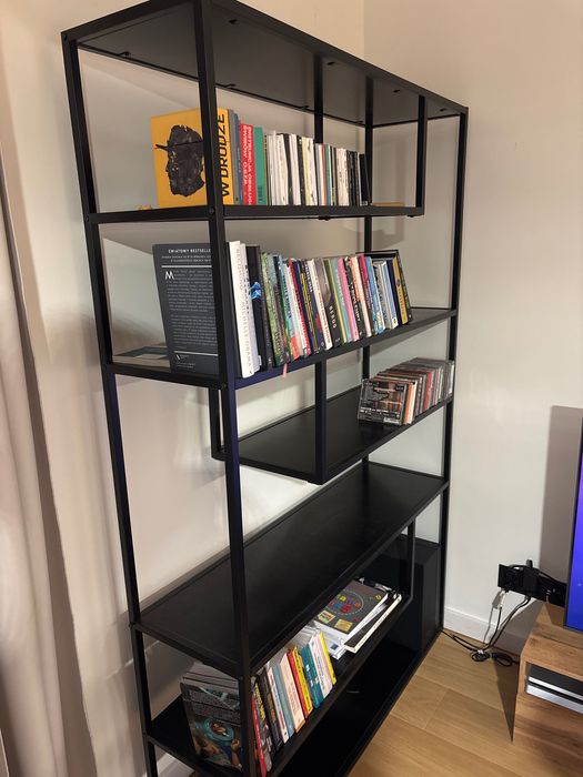 Regał w stylu loft