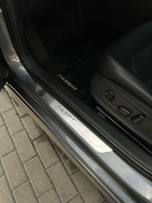 Volkswagen Passat B8 SE 2015 poky • 1.8 TSI • Автомат