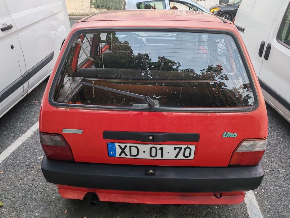 FIAT UNO 1100, correio distribuição mudada