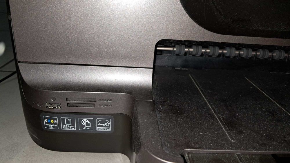 Impressora hp officejet pro 8600 plus