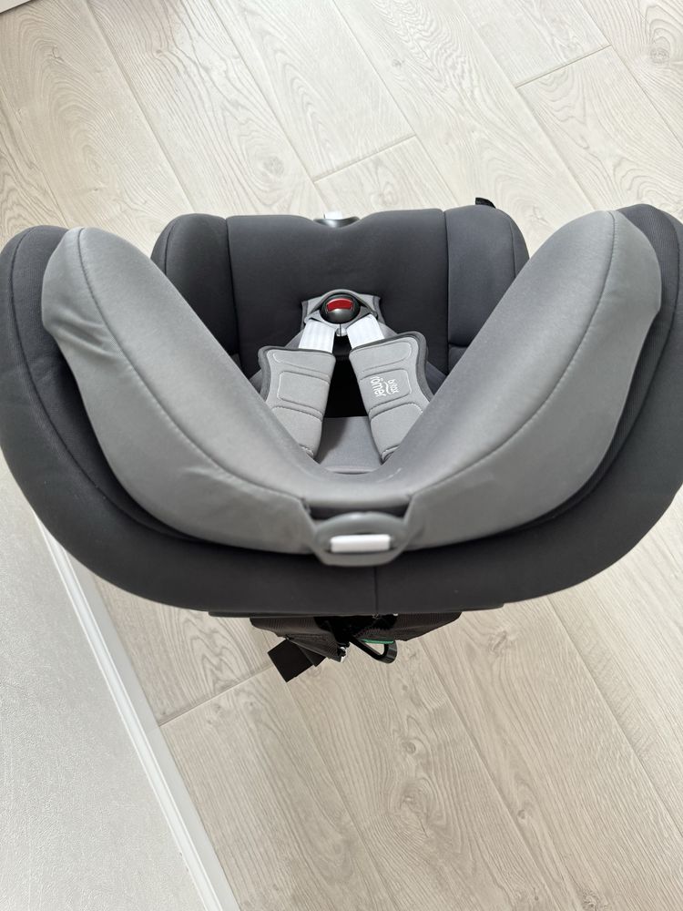 Автокрісло Britax Römer TRIFIX2 i-SIZE (Storm Grey)