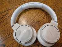 Słuchawki bezprzewodowe JBL Tune 710BT  BIAŁE