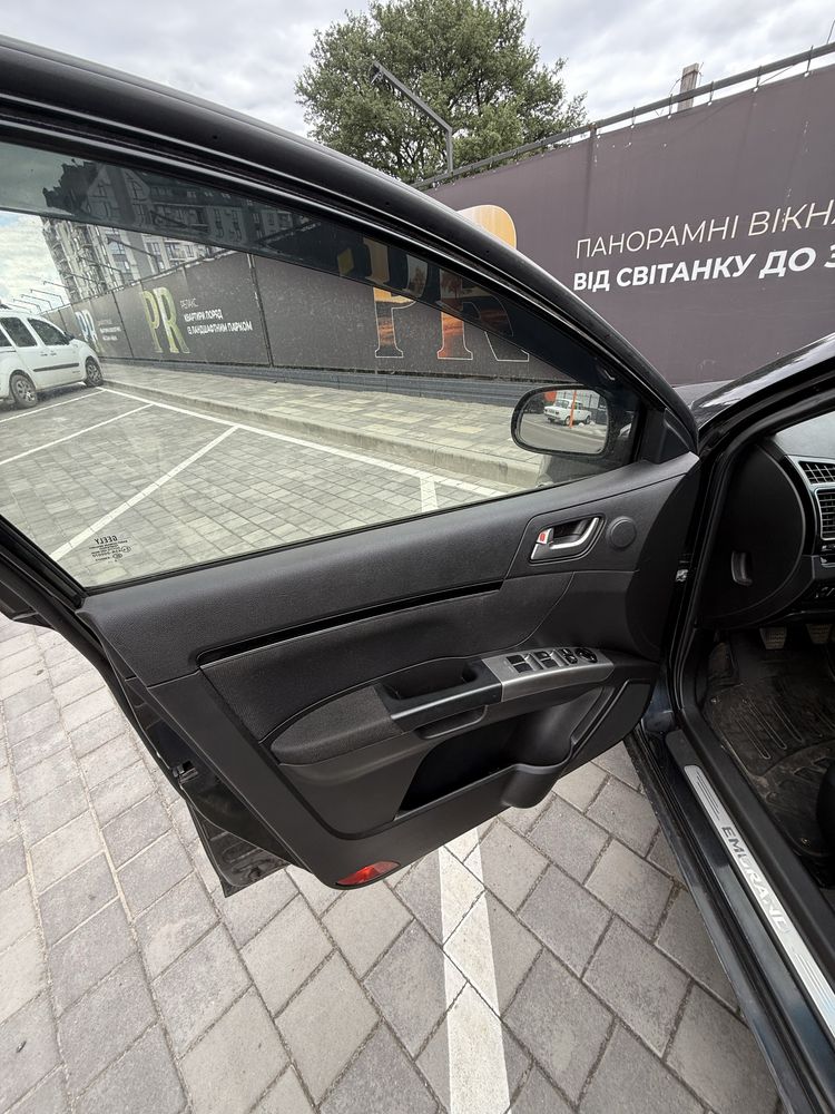 Geely Emgrand 2013