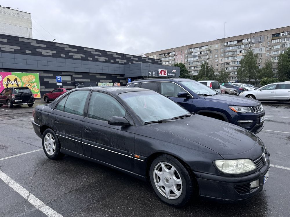 Opel Omega B автомат 2.5