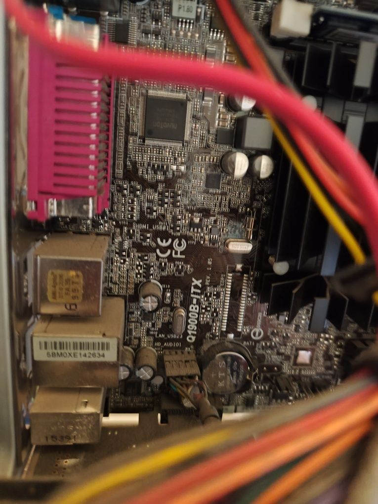 Komputer mini itx b