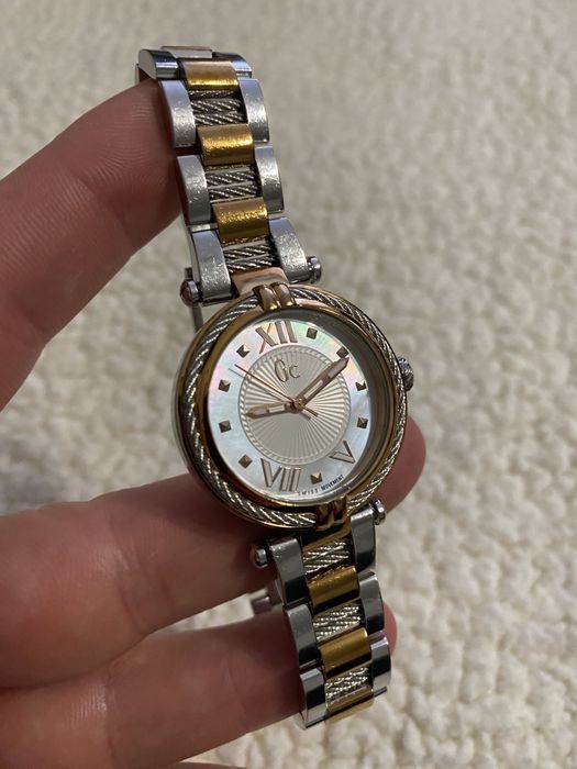 Часы Gc GUESS Collection Y18002L1 женские наручные Перламутровые