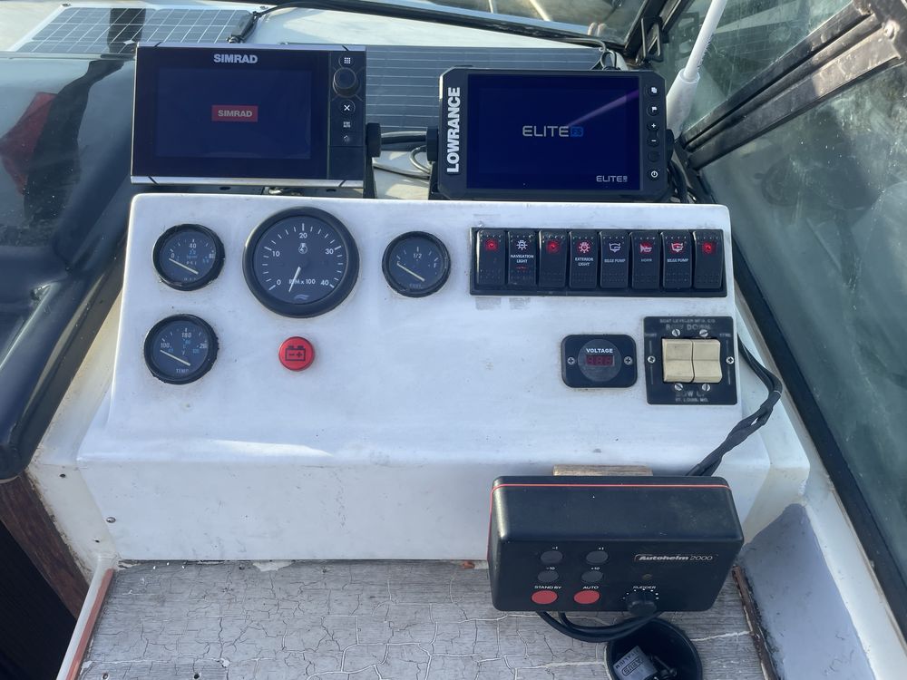 Barco cabinado Diesel