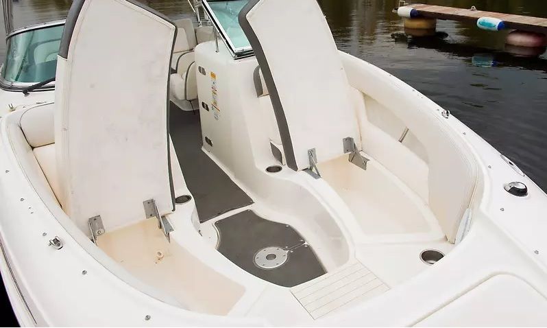 Продам катер Sea Ray 240 Sundeck