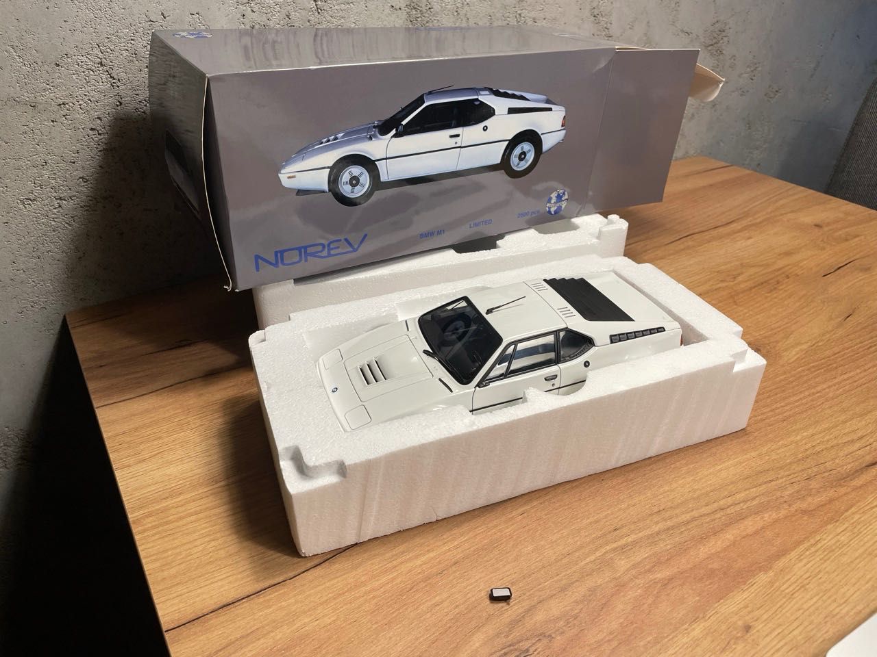 1:18 BMW M1 Norev