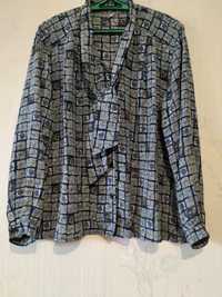 Блуза женская серая с принтом размер 60-62 б/у