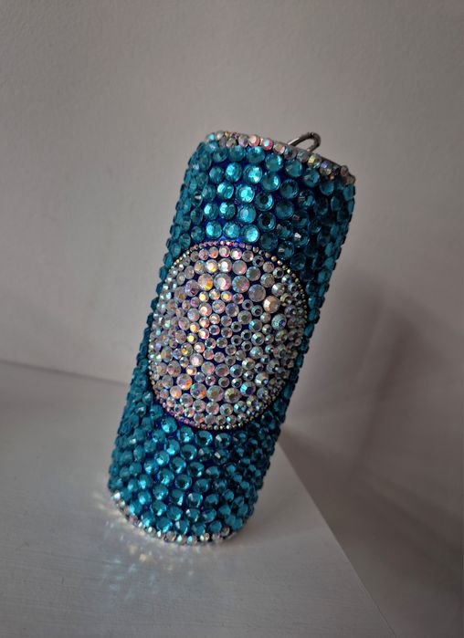 Ozdobna puszka szklane kryształki błyszczące