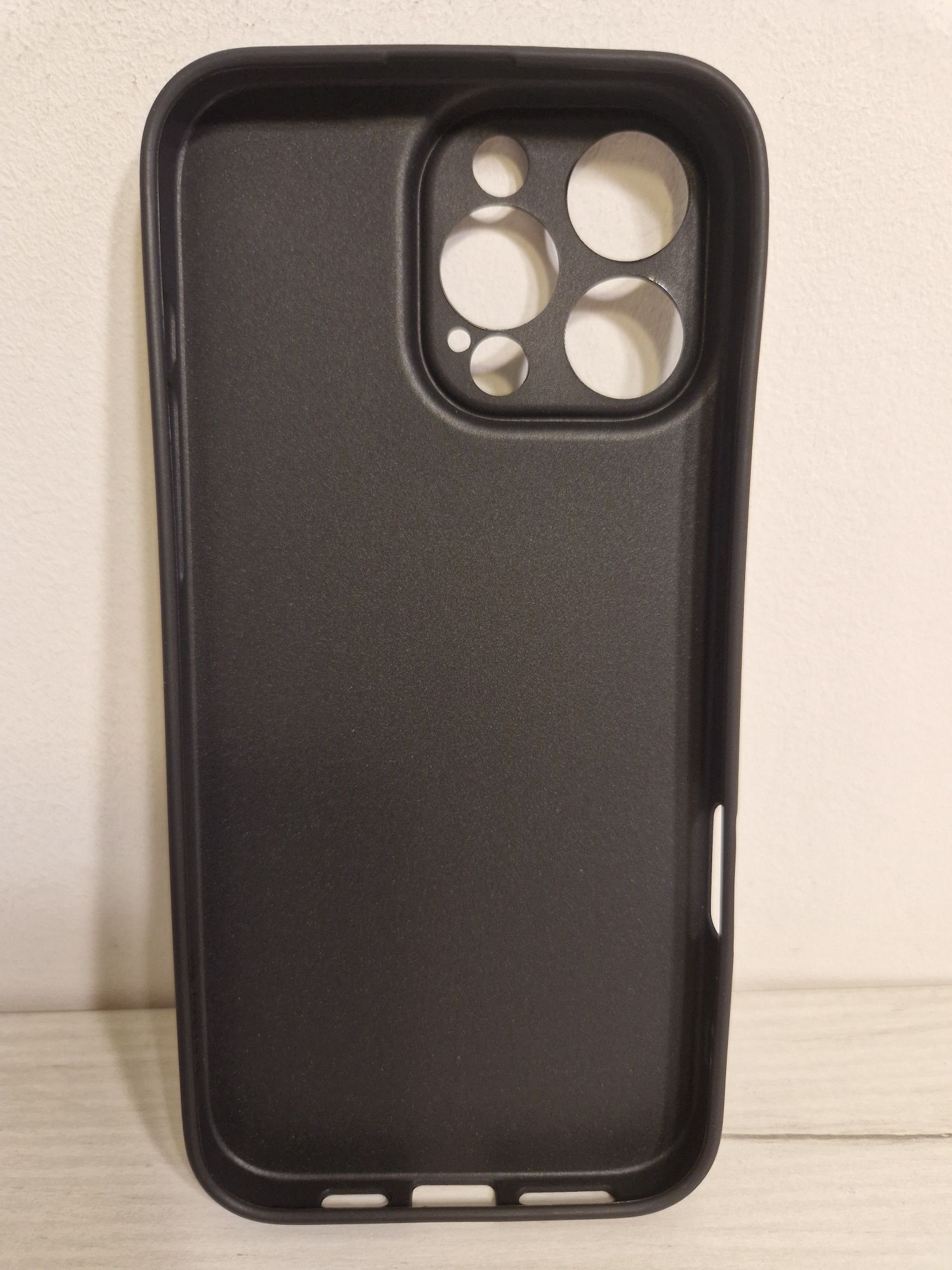 Back Case MATT do IPHONE 16 PRO MAX Czarny