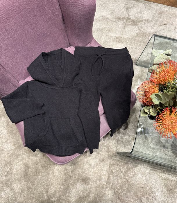 Дитячий шерстяний костюм 86см