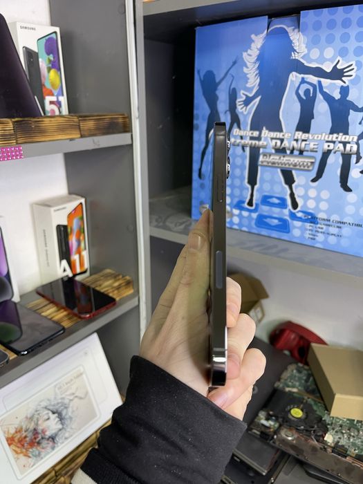 Iphone 12pro max 128gb в хорошому стані