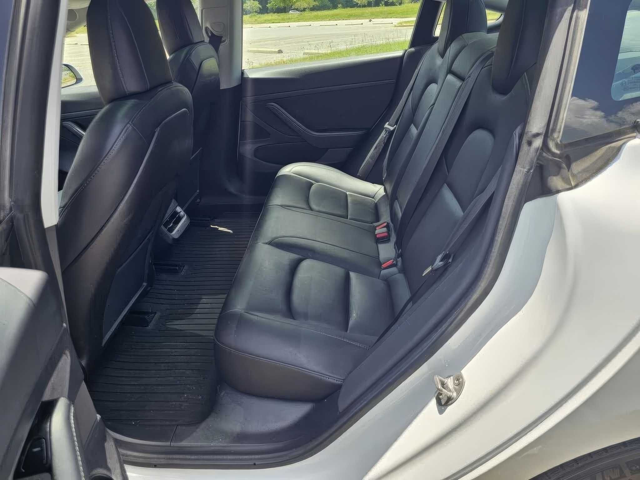 2020 Tesla Model 3 Standard Range Plus